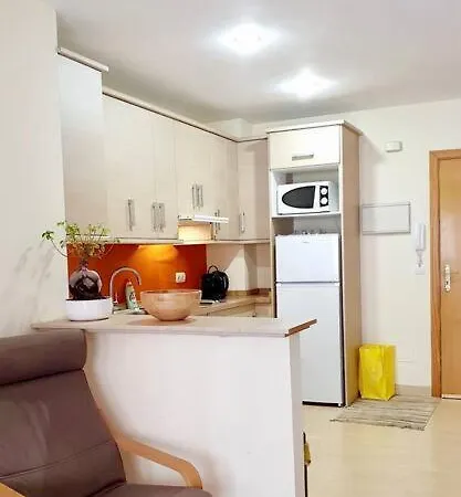 Lovely Studio In Centre Of Torre, Near The Beach Torre Del Mar Exterior foto